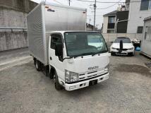 2013 Isuzu Elf Truck