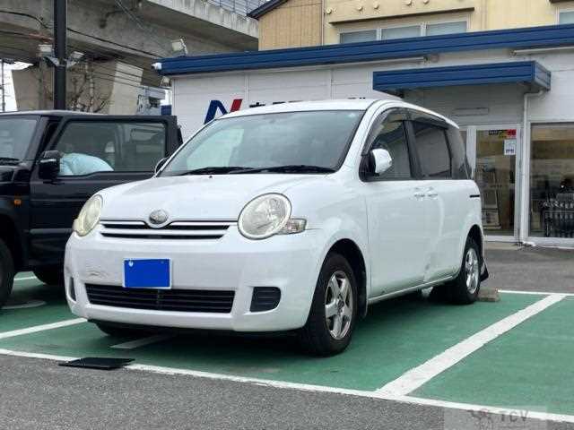 2010 Toyota Sienta