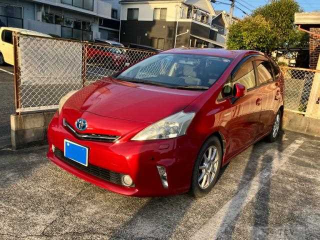 2011 Toyota PRIUS α