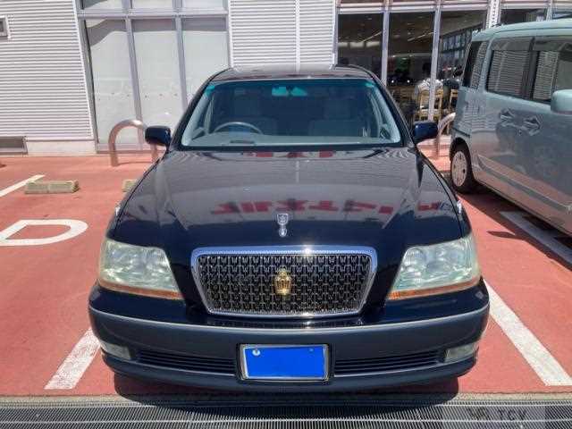 2002 Toyota Crown Majesta
