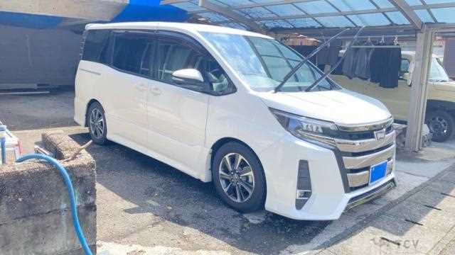 2017 Toyota Noah
