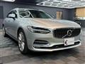 2018 Volvo V90