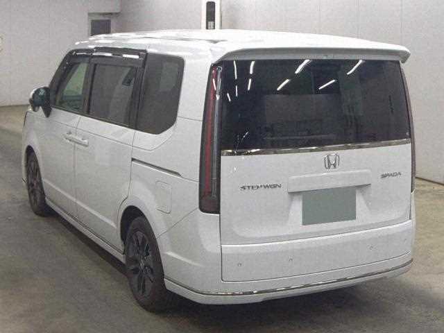 Honda Step WGN 2025 — фото 3 купить в Москве