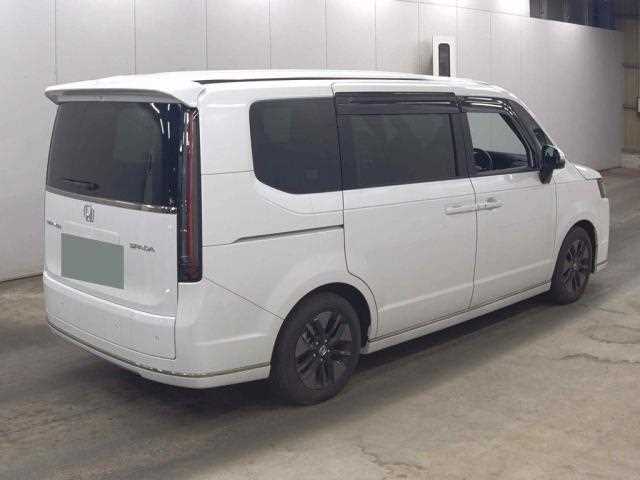 Honda Step WGN 2025 — фото 7 купить в Москве