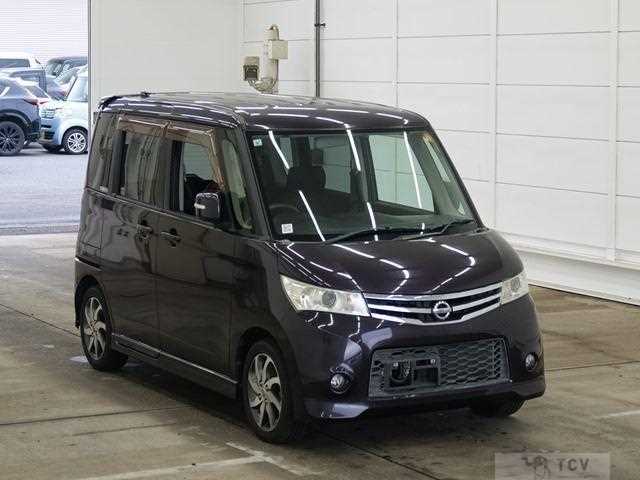 2012 Nissan ROOX