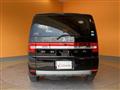 2019 Mitsubishi Delica D5