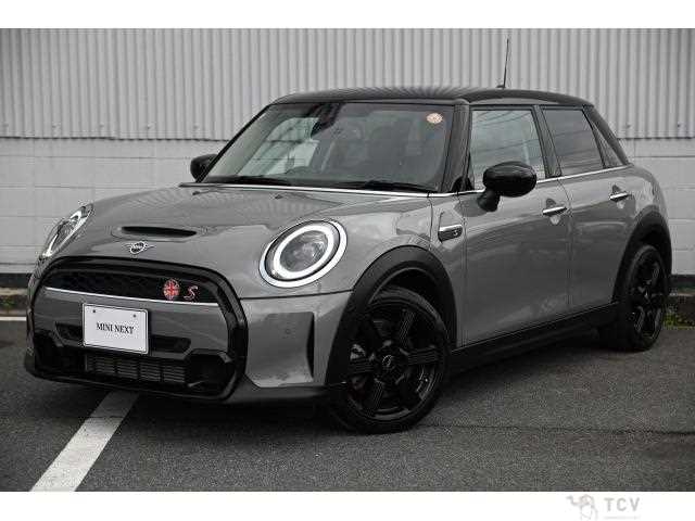 2021 BMW MINI
