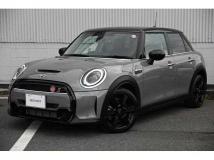 2021 BMW MINI
