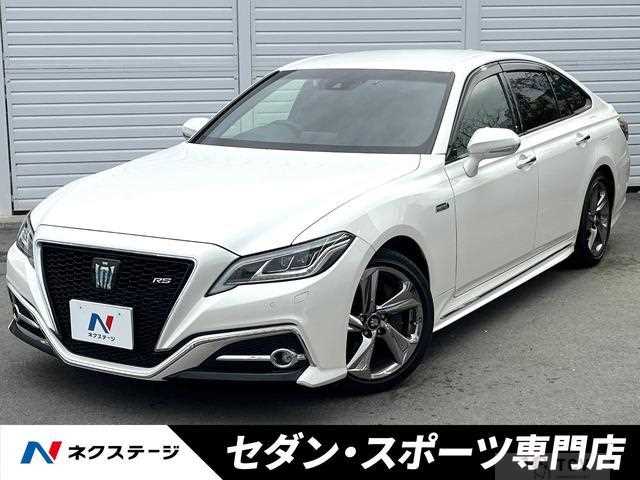 2018 Toyota Crown Hybrid
