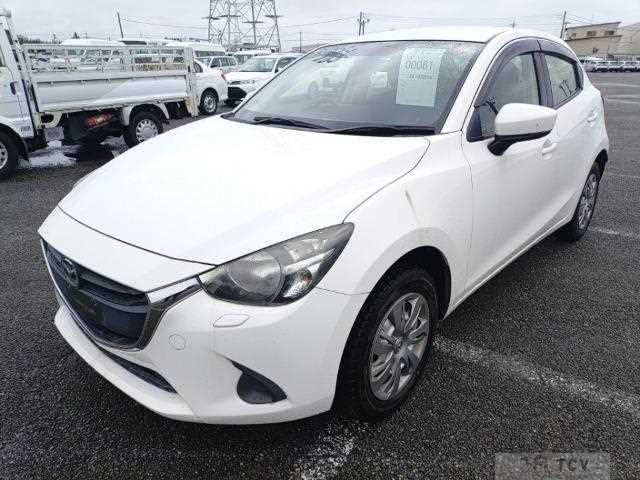 2017 Mazda Demio