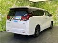 2015 Toyota Alphard Hybrid