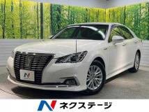 2017 Toyota Crown Hybrid