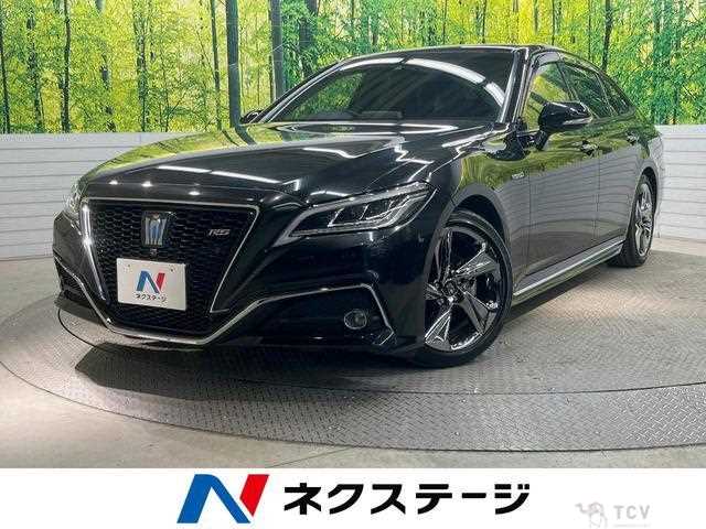 2019 Toyota Crown Hybrid