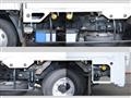 2013 Isuzu Elf Truck