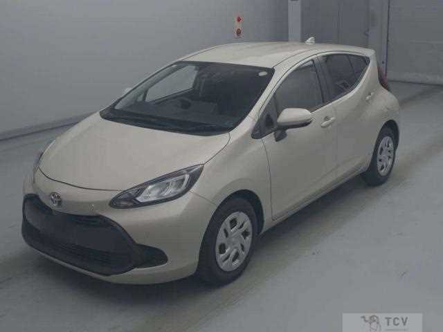 2022 Toyota AQUA