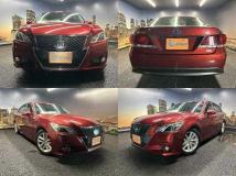 2014 Toyota Crown Hybrid
