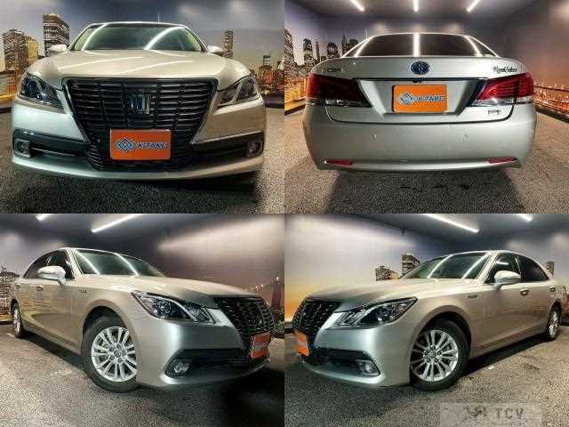 2013 Toyota Crown Hybrid