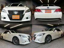 2013 Toyota Crown Hybrid