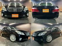 2012 Toyota Crown