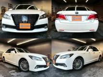 2015 Toyota Crown Hybrid