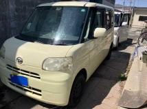 2011 Daihatsu Tanto