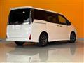 2016 Toyota Voxy
