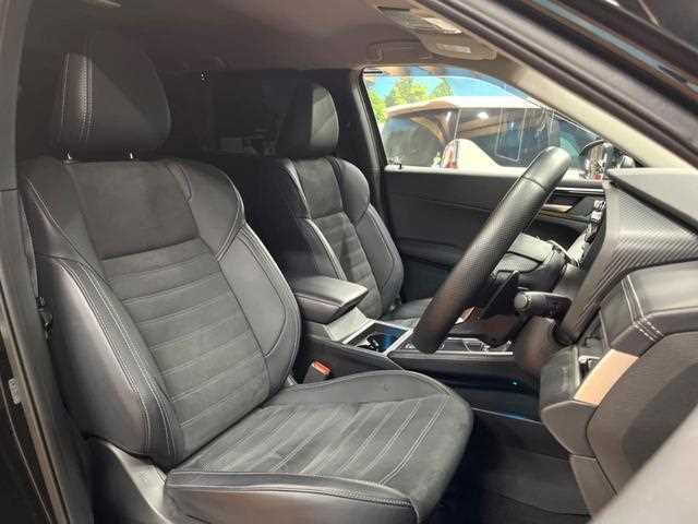 Mitsubishi Outlander 2024 — миниатюра 9