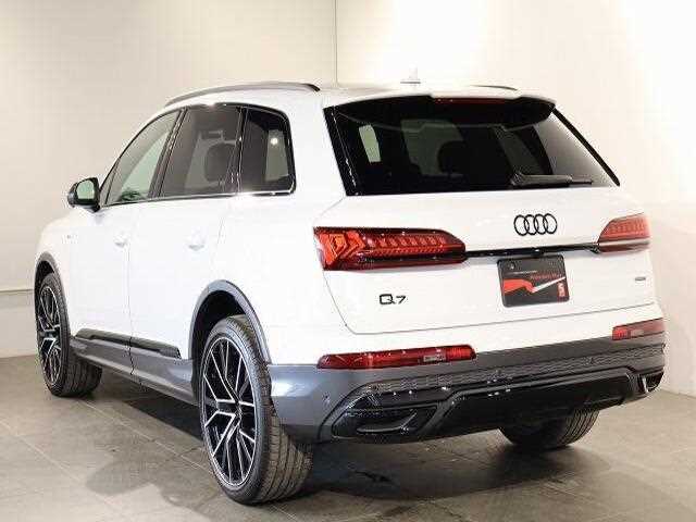 Audi Q7 2023 — фото 8 купить в Москве
