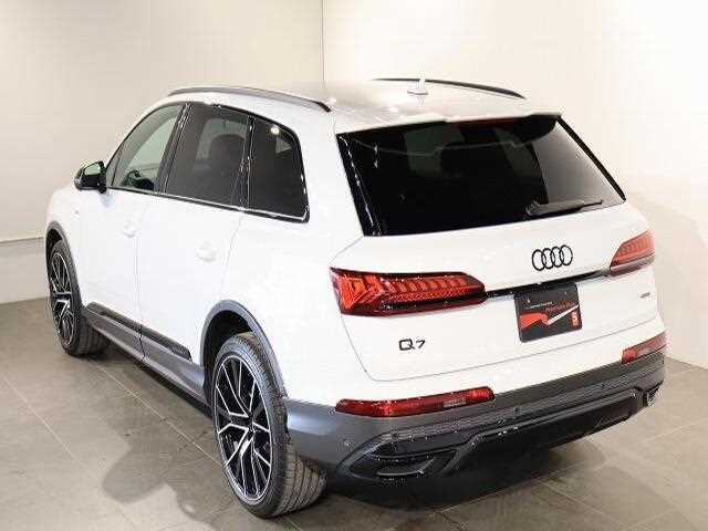 Audi Q7 2023 — фото 10 купить в Москве
