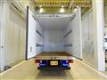2016 Isuzu Elf Truck