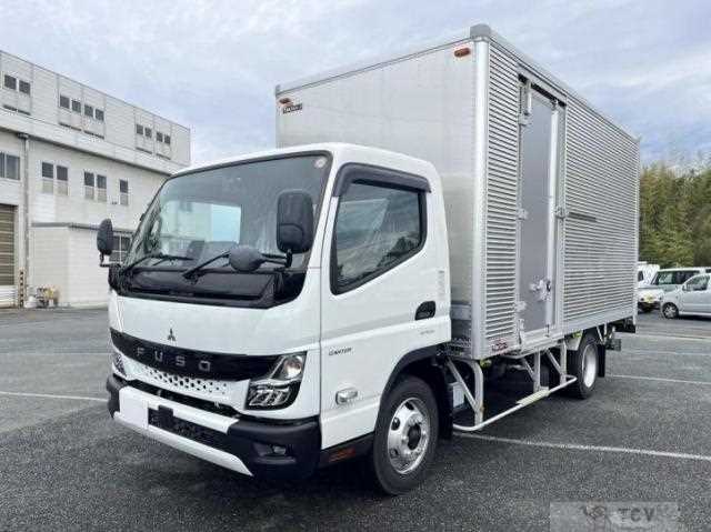 2025 Mitsubishi Fuso Canter