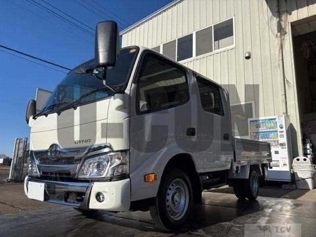 2025 Toyota Dyna Truck