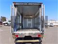 2016 Isuzu Elf Truck