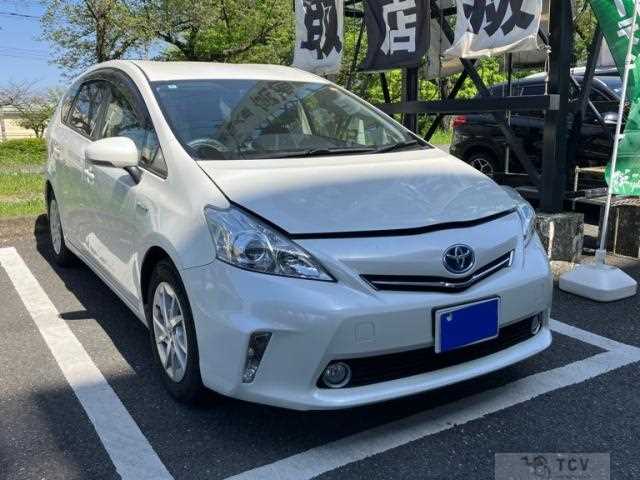2012 Toyota PRIUS α