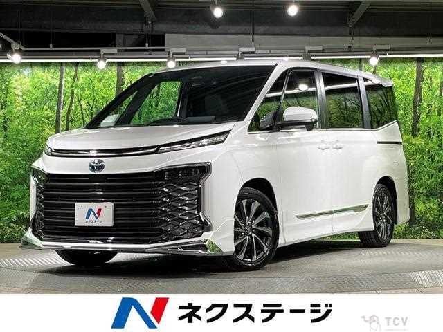 2025 Toyota Voxy