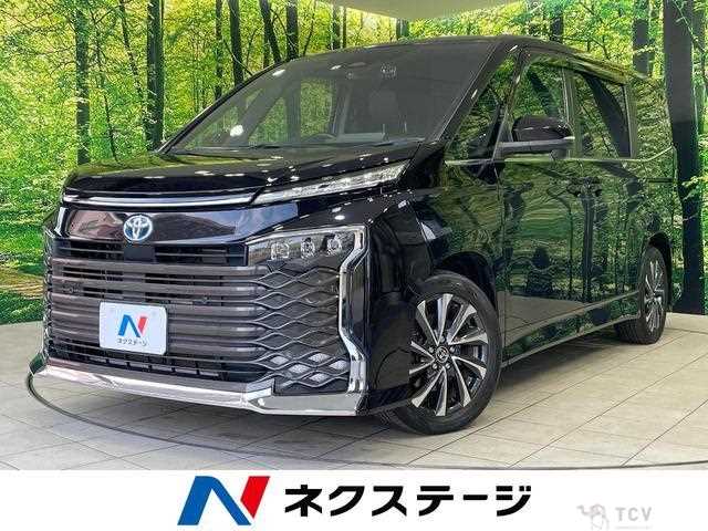 2022 Toyota Voxy