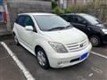 2005 Toyota IST