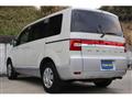 2011 Mitsubishi Delica D5