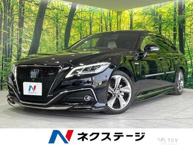 2019 Toyota Crown Hybrid