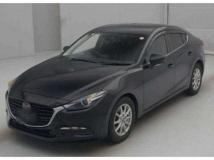 2016 Mazda Axela