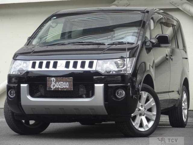 2015 Mitsubishi Delica D5