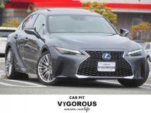 2021 Lexus IS