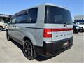 2008 Mitsubishi Delica D5