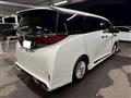2025 Toyota Alphard G