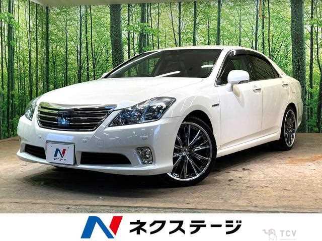2010 Toyota Crown Hybrid