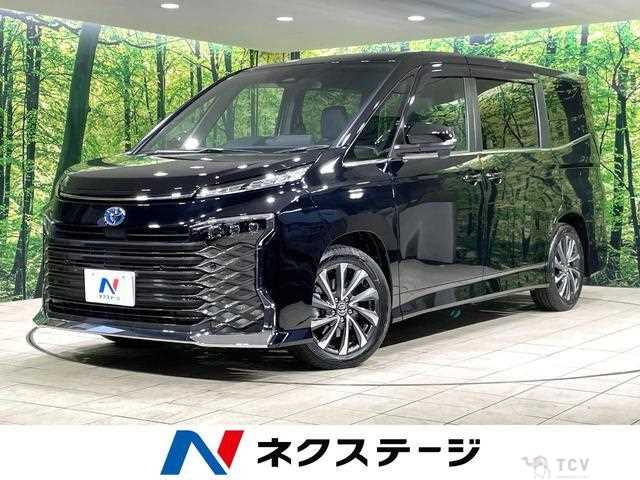 2025 Toyota Voxy