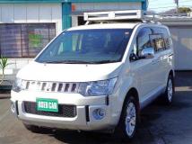2009 Mitsubishi Delica D5