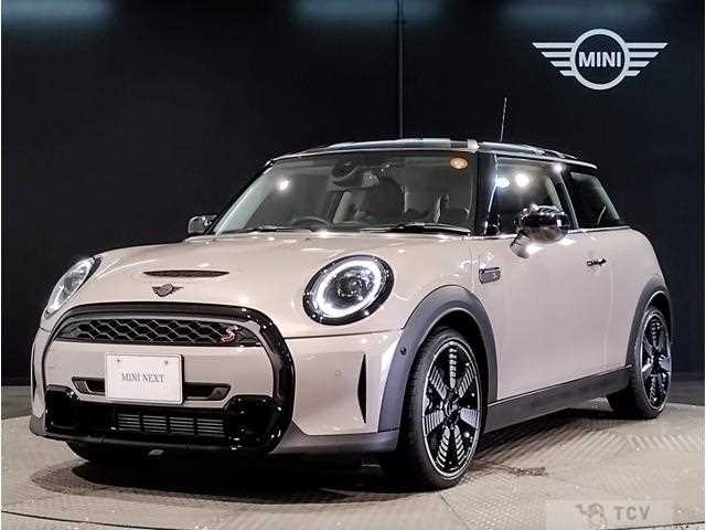 2022 BMW MINI