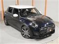 2021 BMW MINI