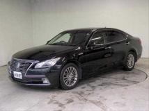 2013 Toyota Crown Hybrid